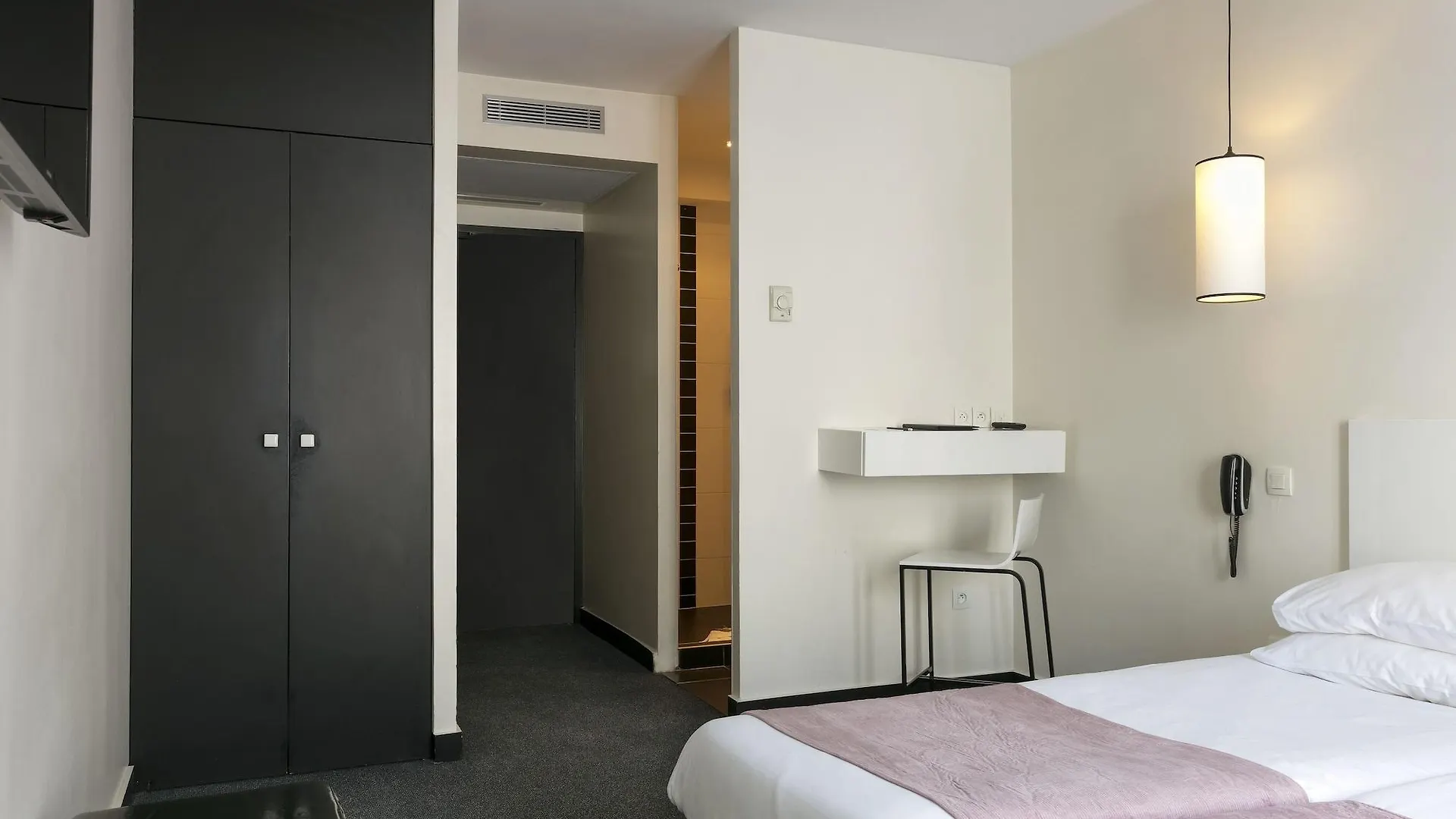 Hotel Standard Design Paris France